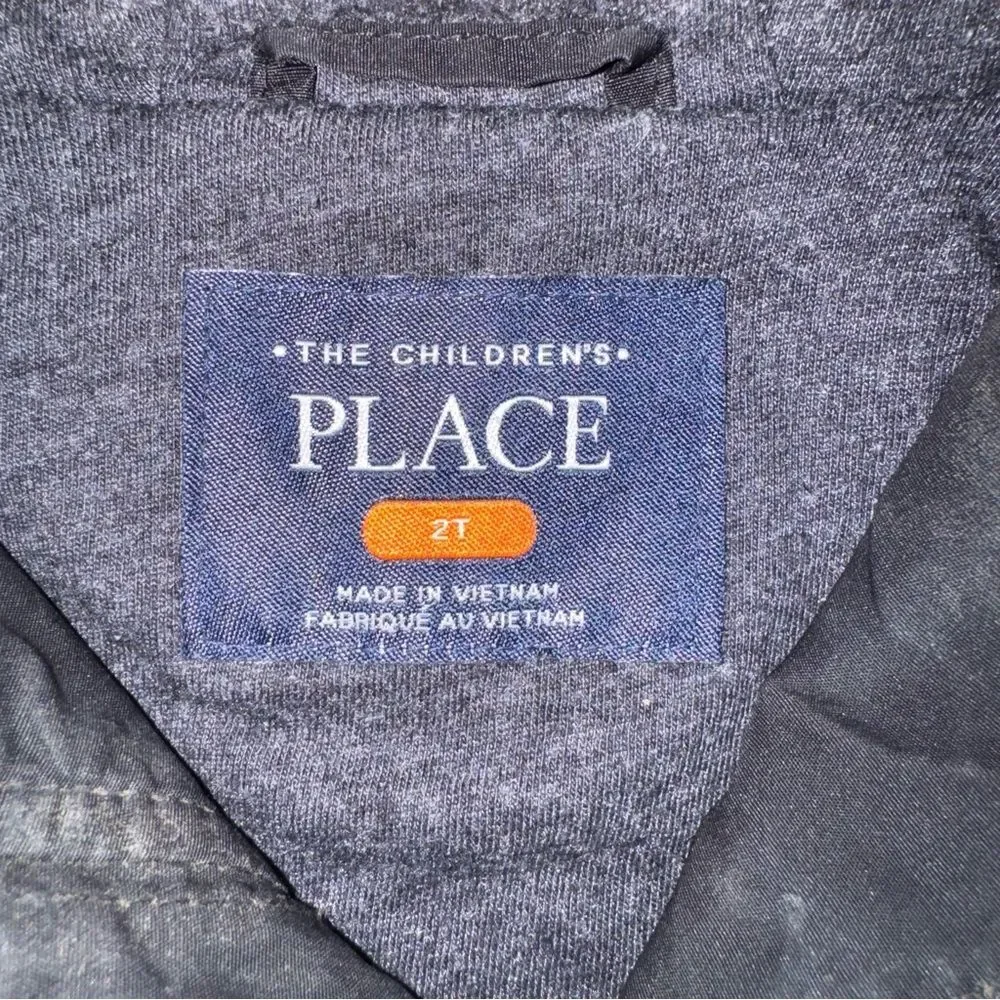 The Children's Place size 2t Black Hooded Raincoat windbreaker jacket